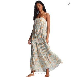 Billabong women’s distant shores maxi dress. Size small.
